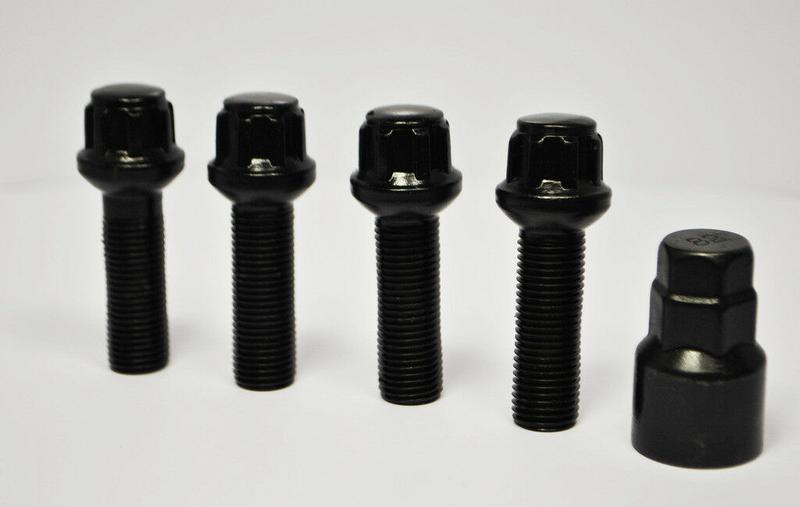 M16X1.5 Black locking bolts