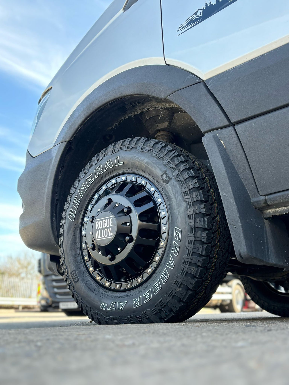 Rogue Rampage dually wheel, rear, 16 inch satin black, photo 2