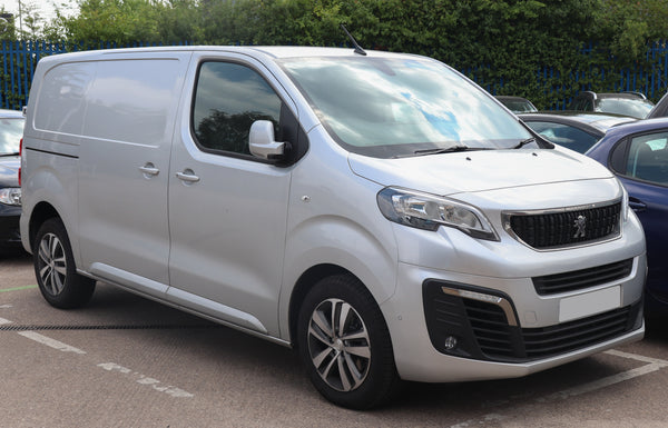 2018 Peugeot Expert III panel van on factory wheels